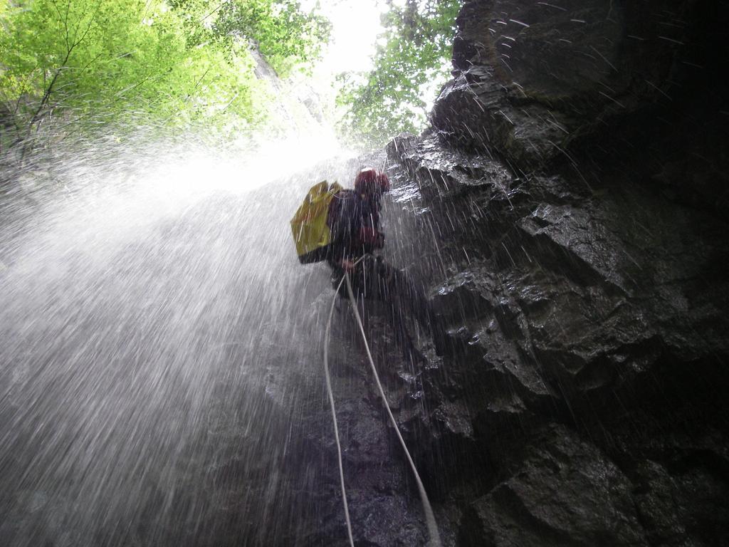 Adventure Hostel Klosters Bagian luar foto