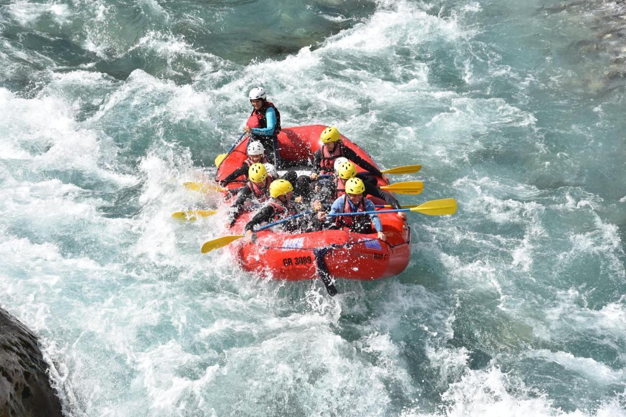 Adventure Hostel Klosters Bagian luar foto