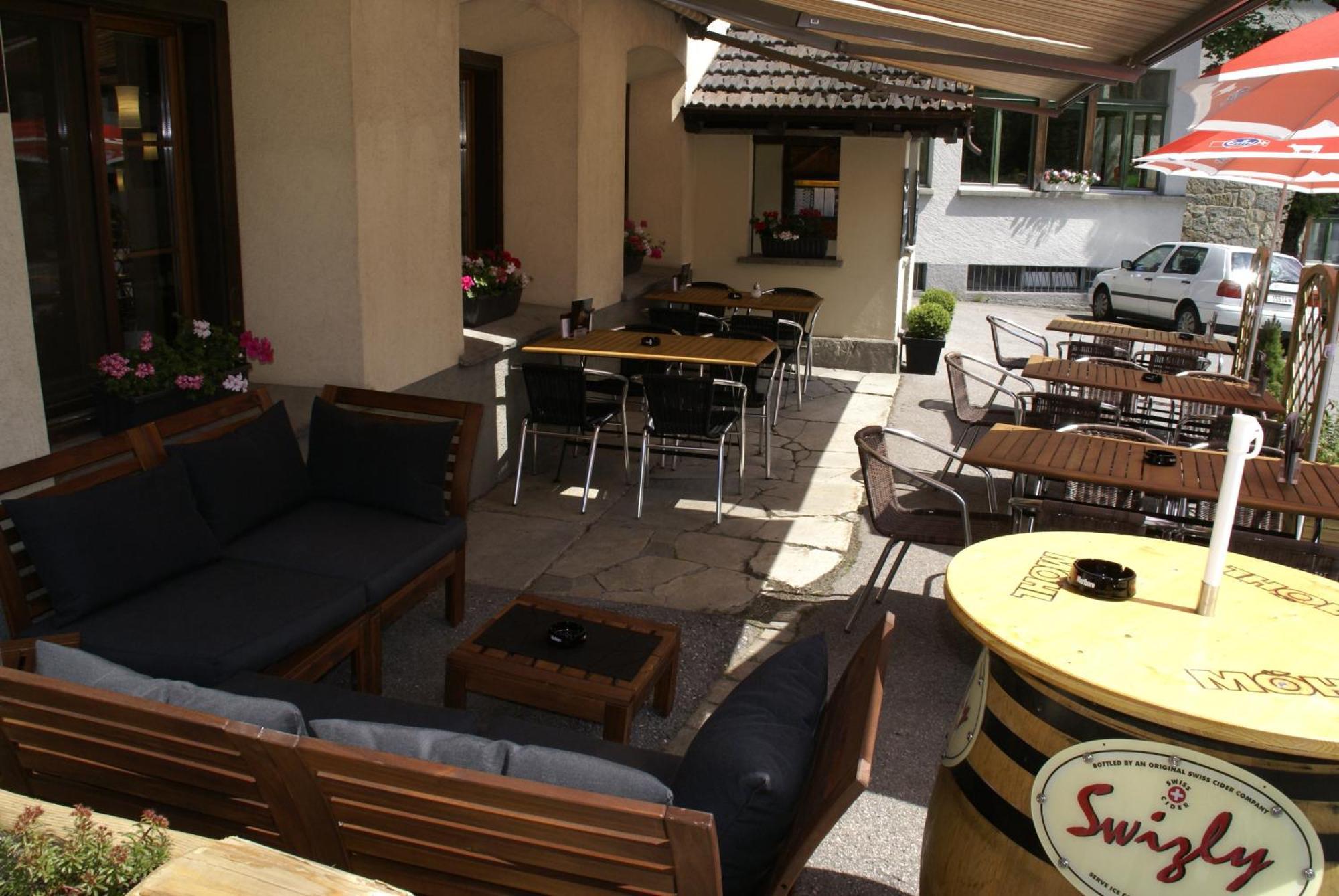 Adventure Hostel Klosters Bagian luar foto